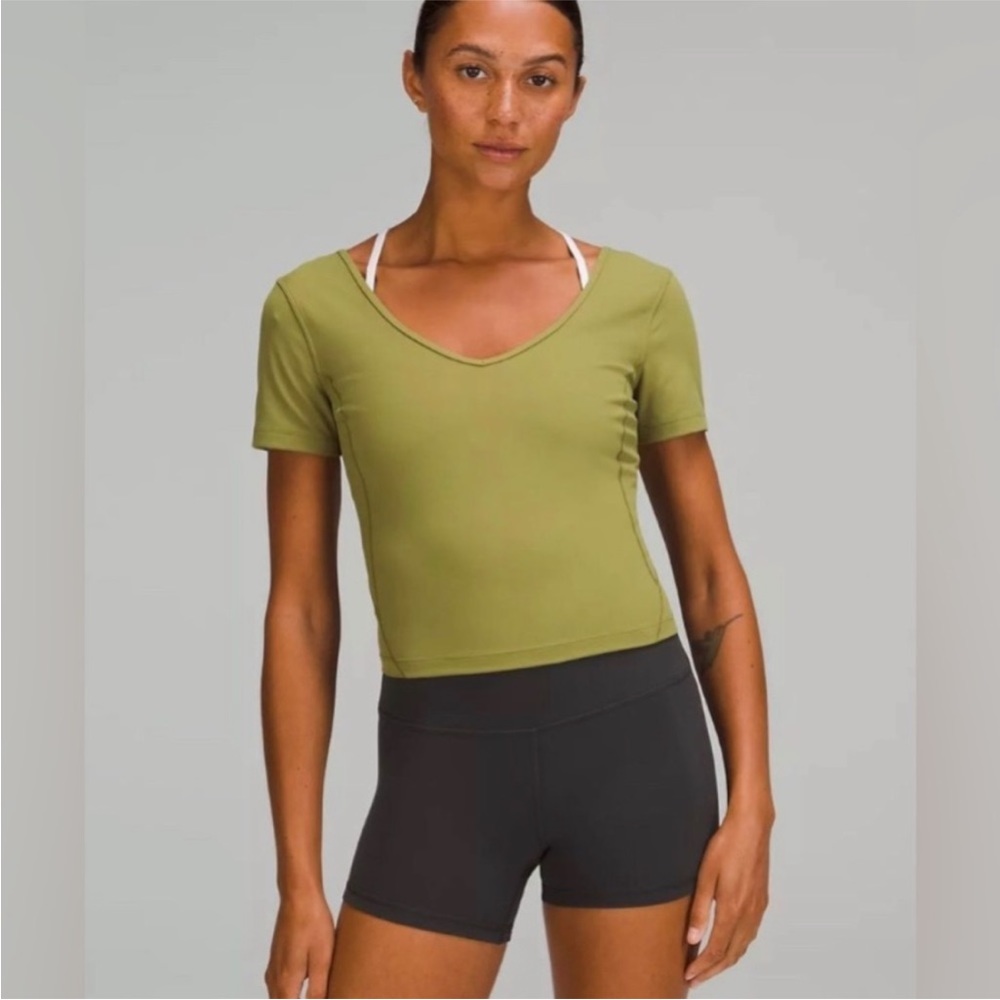 NWT Lululemon align tee